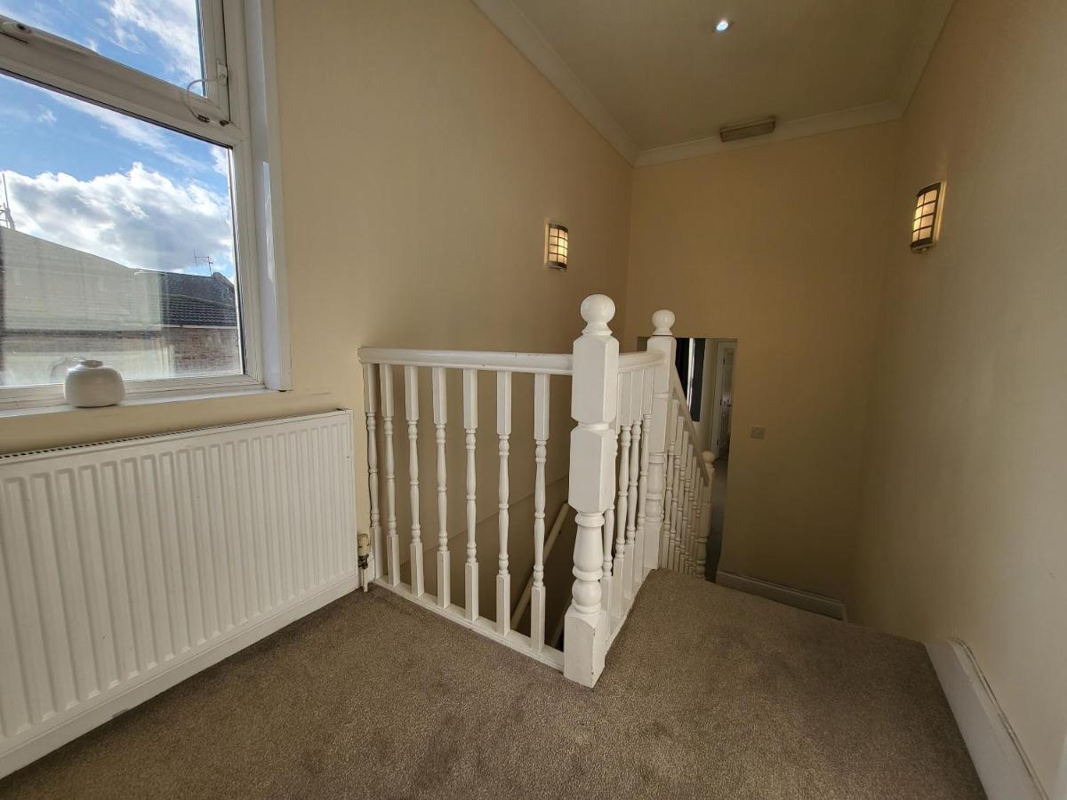Tooting Bec Central Apartment By London Tube Eksteriør bilde
